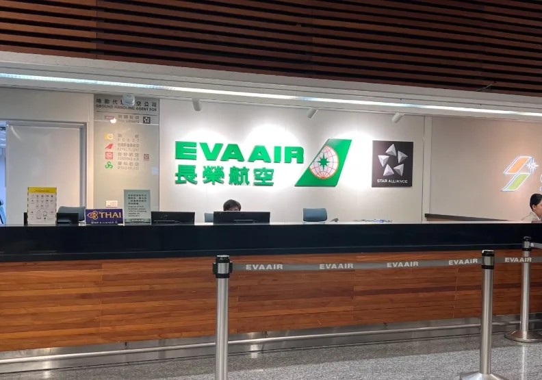 一名長榮航空空服員抱病上班，返台後不幸離世。遠見編輯部