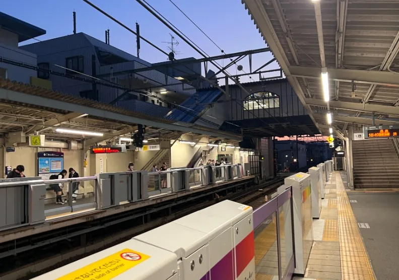 對日本人而言，「不在電車上講電話」是最基本的公共禮儀。遠見編輯部