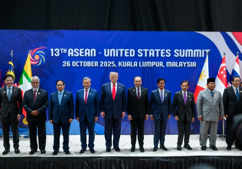 川普出席於馬來西亞首都吉隆坡舉行的東南亞國家協會（ASEAN）高峰會。取自X@WhiteHouse