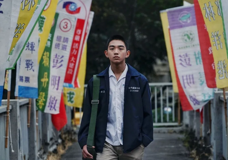 《南方時光》帶著觀眾回到最動盪不安的1996年，這也是曹仕翰少年時期的深刻記憶。百景映畫