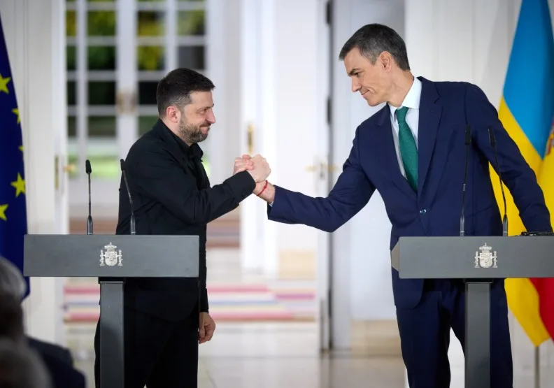 烏克蘭總統澤倫斯基、西班牙總理桑傑士。取自X@ZelenskyyUa