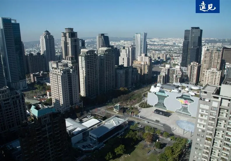 七期重劃區以交通便利、商業、文化與綠地機能整合，建商大量獵地、建新案，形成國際感豪宅聚落。池孟諭攝