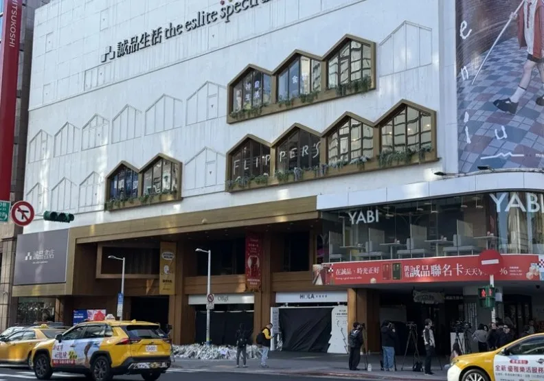 北市警局鑑識中心今天重返誠品南西店現場，做3D重建。取自聯合新聞網，翁至成攝
