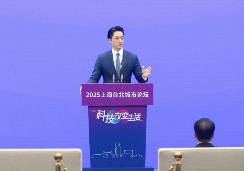 蔣萬安昨離開上海、中共今軍演。取自蔣萬安臉書