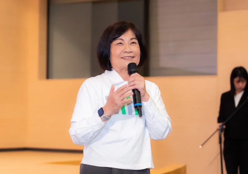 圖／台灣地方創生基金會舉辦四週年生日派對，董事長陳美伶暢談四年來的心路歷程。台灣地方創生基金會提供。