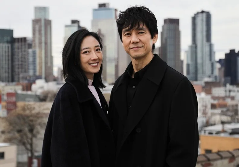 桂綸鎂與西島秀俊在《最親愛的陌生人》飾演夫妻。甲上
