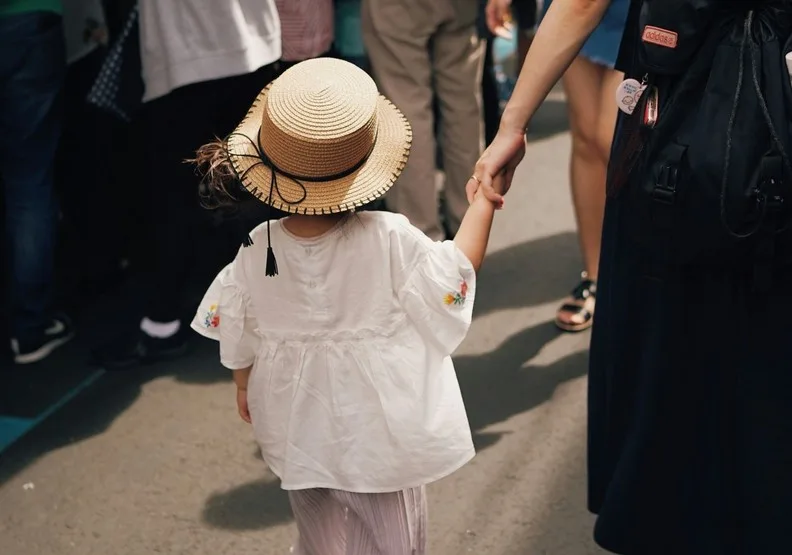 2025年台灣新生兒人數，再創史上最低紀錄。unsplash