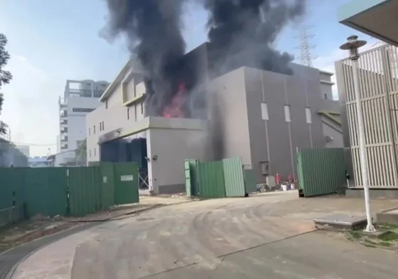 竹園超高壓變電所今天下午發生火警。新竹市消防局提供