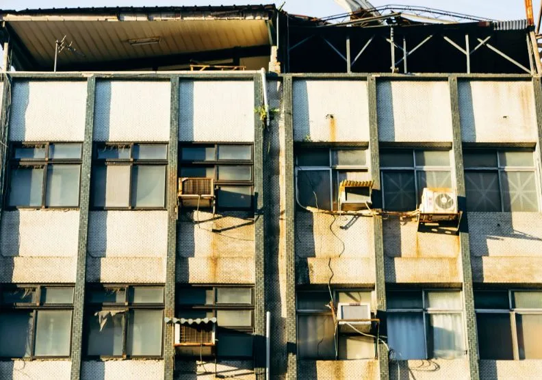 胡偉良：老屋不是資產，是正在流失的機會／僅為情境圖，取自unsplash