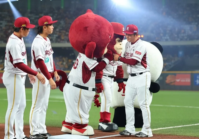 曾豪駒的帶兵方式十分深得人心，令人敬佩。Rakuten Monkeys