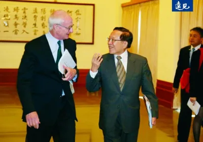 高希均回憶錄》從競爭力到軟實力！與國際思想巨擘波特、奈伊、傅高義的智慧交會