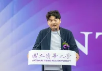 12強怎麼贏？中華隊冠軍教練曾豪駒清大畢典全說了「夢想愈大，挑戰愈大」