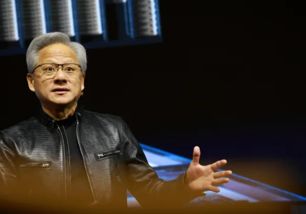 黃仁勳回應黃樂間諜疑雲：與Megaspeed往來完全正常