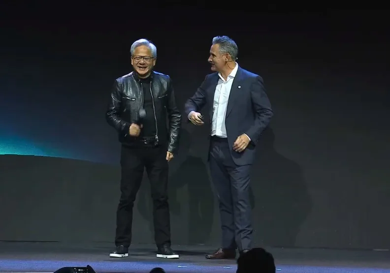 輝達（NVIDIA）共同創辦人暨執行長黃仁勳（左）今年在Computex唯一的站台力挺，留給邁威爾科技執行長墨菲（右）。擷取自COMPUTEX直播