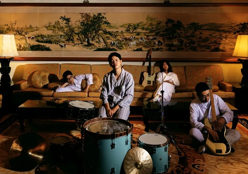 淺堤新作品由攝影大師林盟山掌鏡主視覺。湯與海音樂
