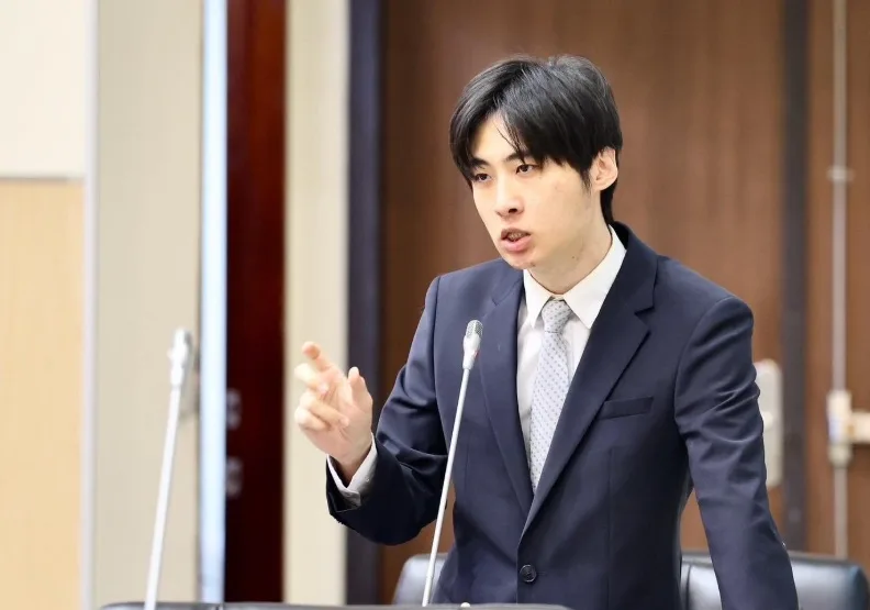 無黨籍苗栗縣議員曾玟學宣布投入頭份市長選舉。取自臉書@曾玟學