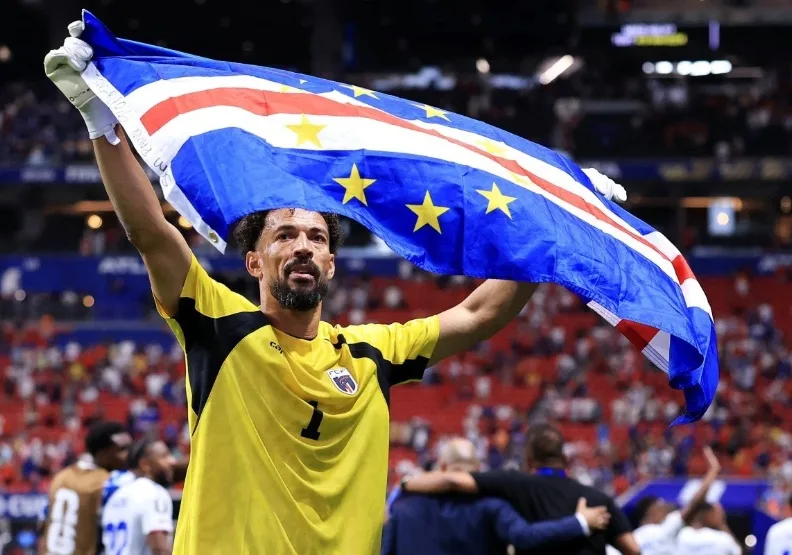 維德角門將Vozinha。取自FIFA