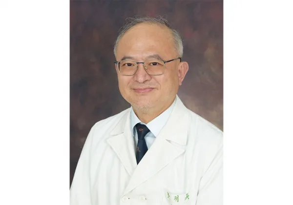 61歲台大醫學院院長吳明賢OHCA送醫，台大醫院證實：病危治療搶救中