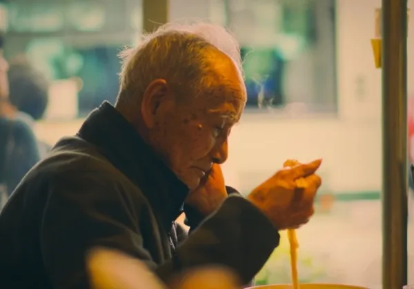吞嚥困難是老化還是警訊？「好好吃飯」不只是進食能力，更是好好生活的權利