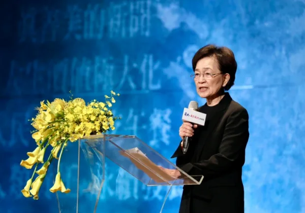 高教授追思會〉近千位跨界人士齊聚緬懷!王力行:共同接下高教授的思想火炬,為和平文明努力前行