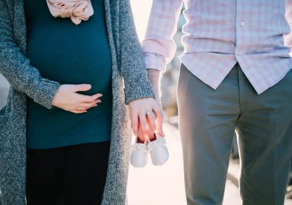 生孩子是愛的延伸，還是婚姻考驗？心理師親歷：明知艱險卻心嚮往之的冒險