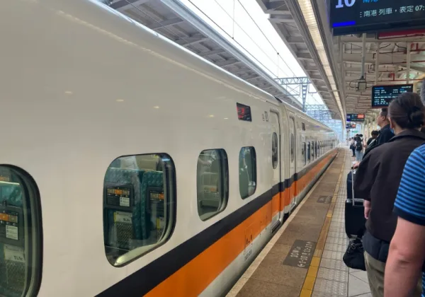 北中加開高鐵區間車，是高鐵塞人的解方還是毒藥？