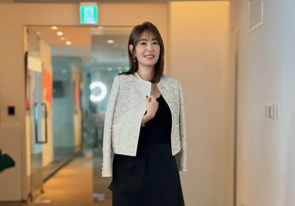 禮儀不是服裝檢查？賈永婕披Dior外套爭議，錯在哪？
