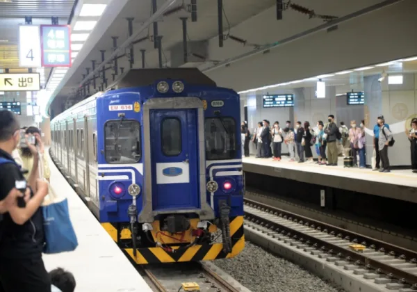 台南鐵路地下化10/17通車送好康！古蹟半價、開幕優惠一次看，光復節連假怎麼玩？