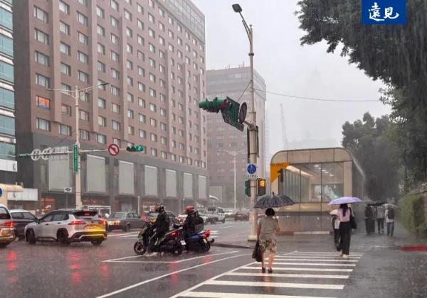 薔琵颱風假讓光復節連假變4天？2種路徑牽動北部、宜花風雨，23、24日恐最劇烈