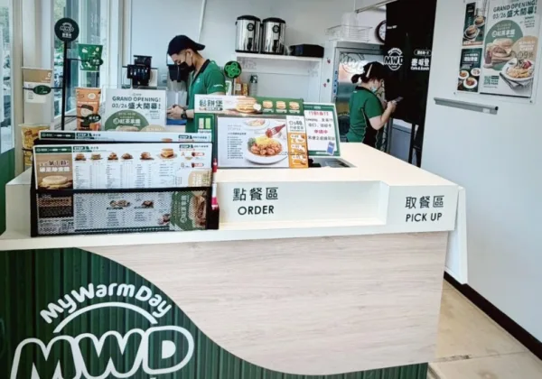 20歲搶快、60歲留客！台灣少子化又高齡化，麥味登「一招」破解餐飲業人才荒