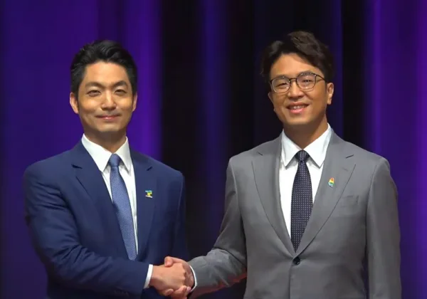 台北市長首場辯論》蔣萬安批對方兩岸立場反覆，沈「不該讓這城市任何人孤單」