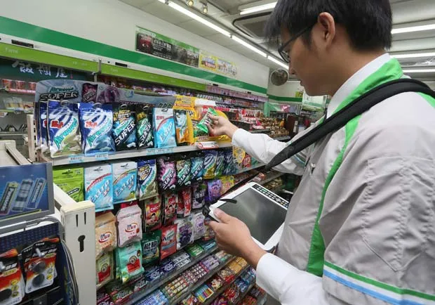 超商零售業陷「銀髮族魔咒」！三大挑戰牽動未來版圖