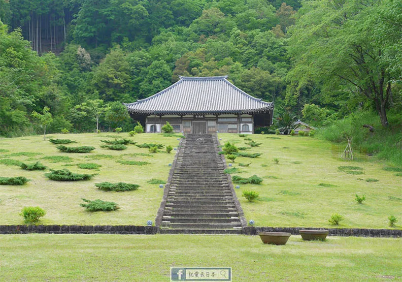 外國和尚會念經!到秘境禪寺體驗坐禪、誦經、茶道_img_1